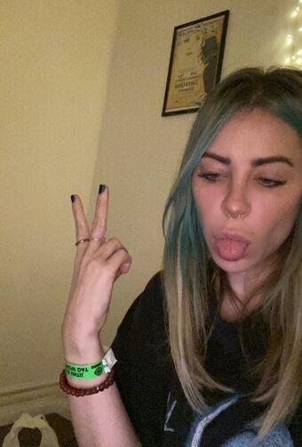 Alison Wonderland Nude Leaks OnlyFans Photo 27