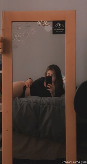 alys18 Nude Leaks OnlyFans Photo 13