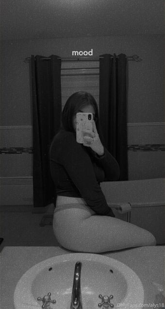 alys18 Nude Leaks OnlyFans Photo 16