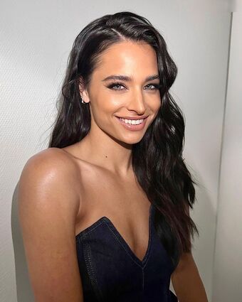 Amira Pocher Nude Leaks OnlyFans Photo 1