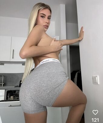 Antonia Rot Nude Leaks OnlyFans Photo 30