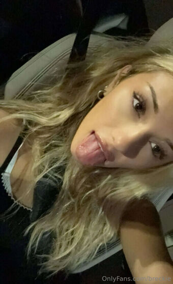 Br3ki3 Hll Nude Leaks OnlyFans Photo 18