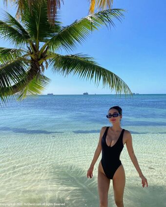 Carina Linn Nude Leaks OnlyFans Photo 3