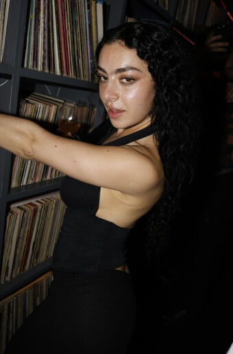 Charli-xcx Nude Leaks OnlyFans Photo 168