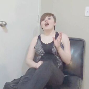 Curvy Elvish Girl Nude Leaks OnlyFans Photo 40