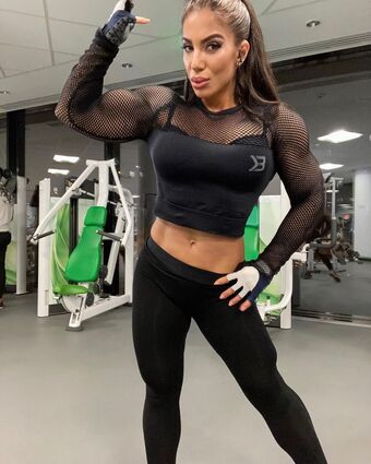 Elisabeta-ionita Nude Leaks OnlyFans Photo 29