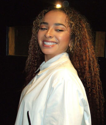 Ella Eyre Nude Leaks OnlyFans Photo 7