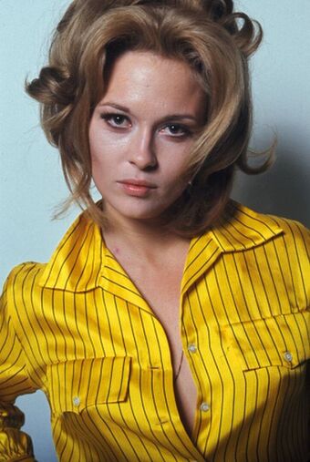 Faye Dunaway Nude Leaks OnlyFans Photo 12