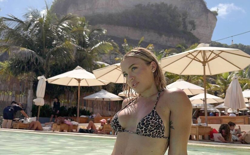 Tammy Hembrow Sexy (9 Photos)