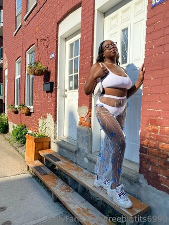 freebigtits6999 Nude Leaks OnlyFans Photo 34