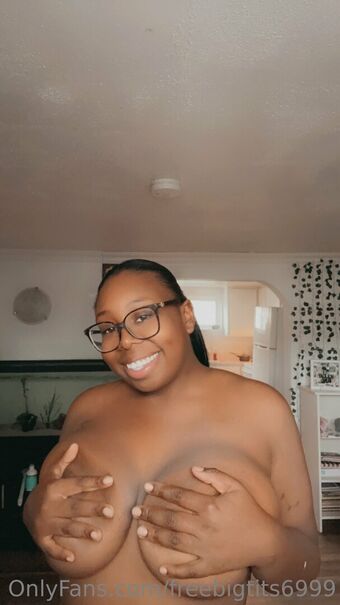 freebigtits6999 Nude Leaks OnlyFans Photo 32