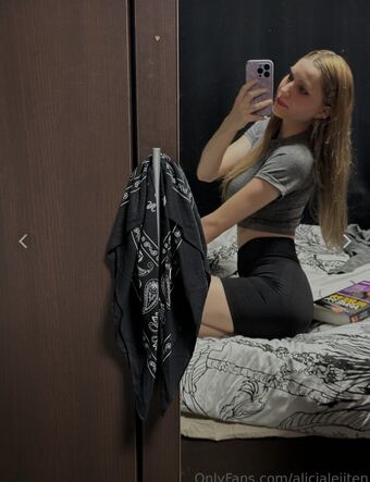 Gewoonalicia Nude Leaks OnlyFans Photo 8