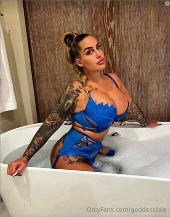 goddesslola Nude Leaks OnlyFans Photo 14