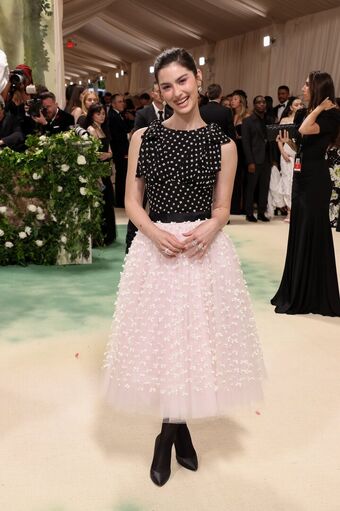 Gracie Abrams Nude Leaks OnlyFans Photo 64