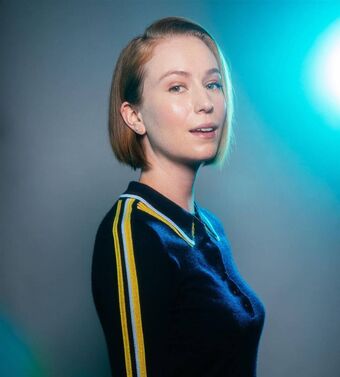 Hannah Einbinder Nude Leaks OnlyFans Photo 16