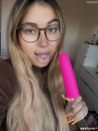 Hotpeachygirl / Hotpeachygirl_official Nude Leaks OnlyFans  – Leaked Models