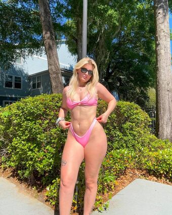 Irena Acevedo Nude Leaks OnlyFans Photo 5