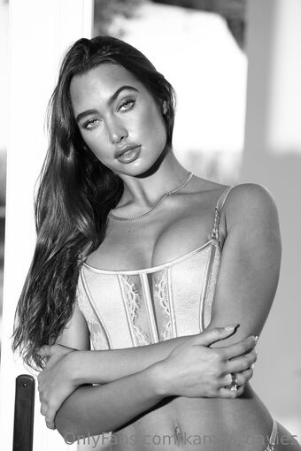 kamila_davies Nude Leaks OnlyFans Photo 35