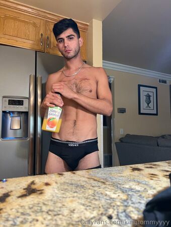 kingtommyyyy Nude Leaks OnlyFans Photo 1