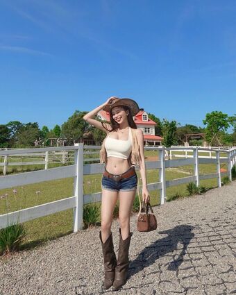 Lovelynnboo Nude Leaks OnlyFans Photo 36