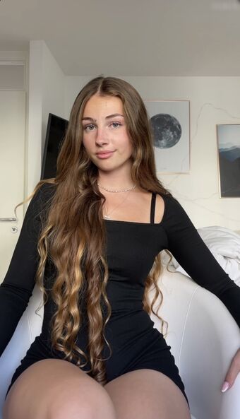 Mara Kasir Nude Leaks OnlyFans Photo 21