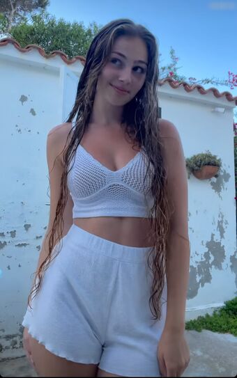 Mara Kasir Nude Leaks OnlyFans Photo 26