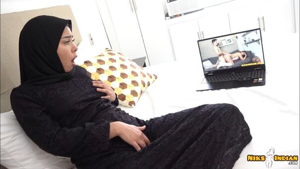 niksindian Nude Leaks OnlyFans Photo 3