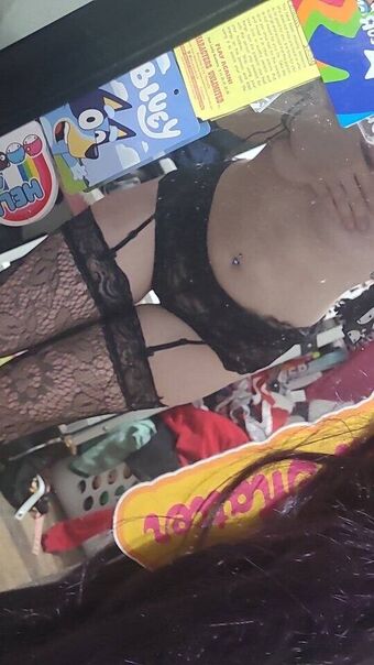 Olivia Matos Nude Leaks OnlyFans Photo 2