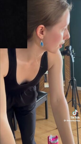 Ozley ASMR Nude Leaks OnlyFans Photo 7
