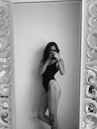 Pelinay İgit Nude Leaks OnlyFans Photo 29