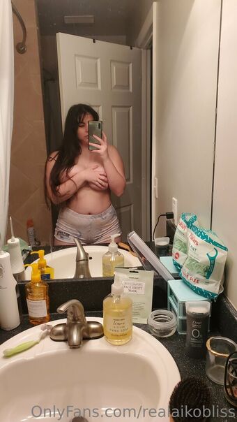 realaikobliss Nude Leaks OnlyFans Photo 40