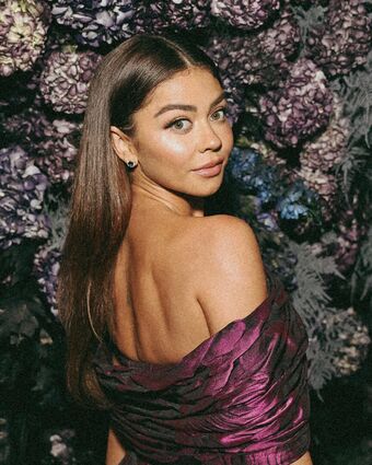 Sarah Hyland Nude Leaks OnlyFans Photo 90