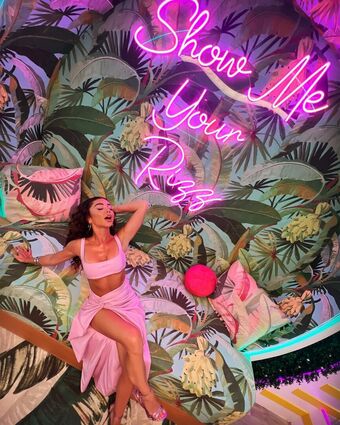 Sarah Hyland Nude Leaks OnlyFans Photo 86