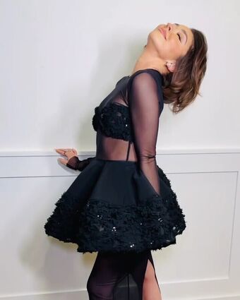 Sarah Hyland Nude Leaks OnlyFans Photo 83