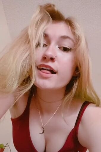 Sydney Sheridan / howdy_howdy_yalll / howdyhowdyyall1 Nude Leaks OnlyFans  – Leaked Models