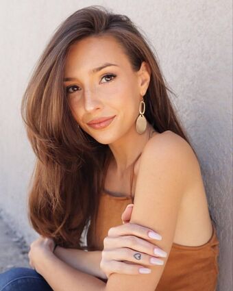 Taylor Alesia / alesiataylorxxx / tayloralesia Nude Leaks OnlyFans  – Leaked Models