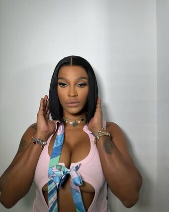Joseline Hernandez Nude Leaks OnlyFans Photo 32