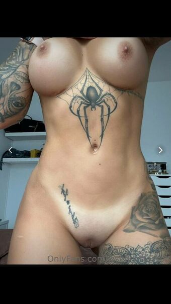 Alexandra Tsolakidis Nude Leaks OnlyFans Photo 16