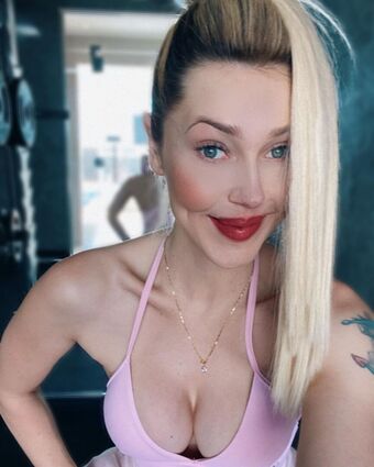 Adri Freitag Nude Leaks OnlyFans Photo 12