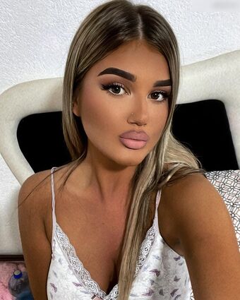 Ajla Dautovic Nude Leaks OnlyFans Photo 14