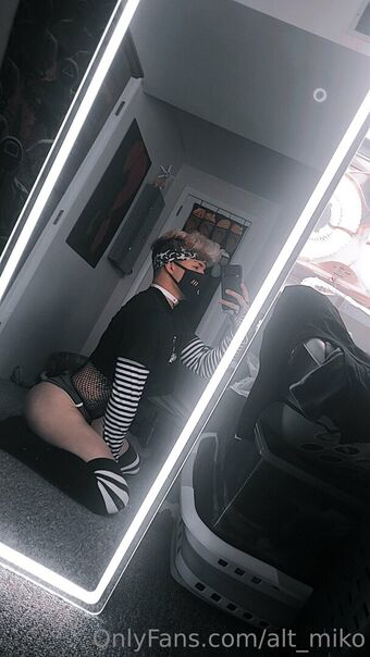 alt_miko Nude Leaks OnlyFans Photo 14