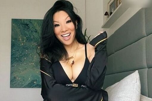 Asa Akira Nude Leaks OnlyFans Photo 274