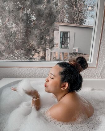 biene.kb Nude Leaks OnlyFans Photo 2