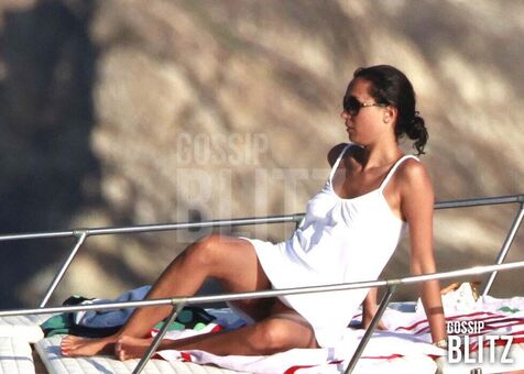 Caterina Balivo Nude Leaks OnlyFans Photo 35