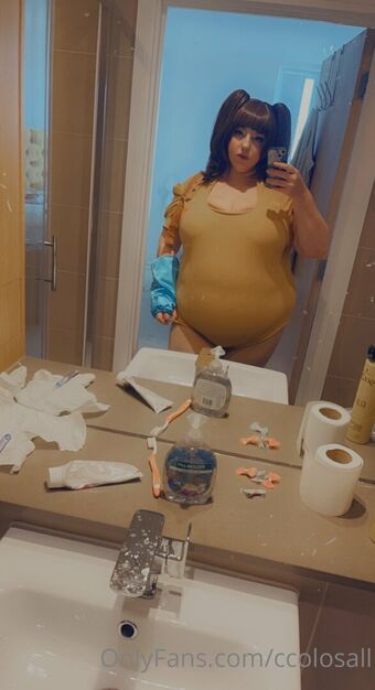 ccolosall Nude Leaks OnlyFans Photo 20