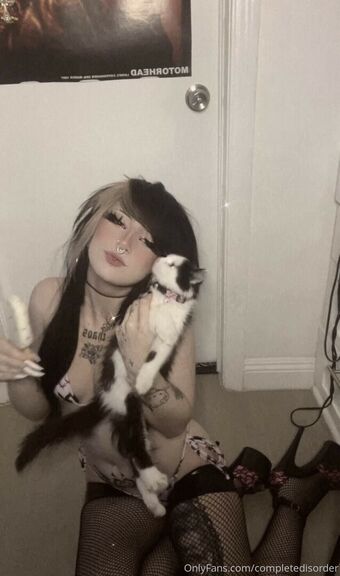 completedisorder Nude Leaks OnlyFans Photo 17