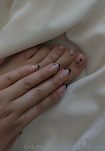 feetandsecrets Nude Leaks OnlyFans  – Leaked Models