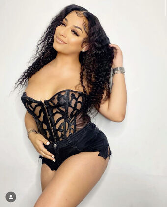 Gabbyamourr Nude Leaks OnlyFans Photo 19