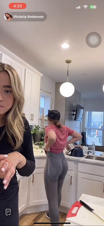 toriaanderson222 Nude Leaks OnlyFans Photo 25