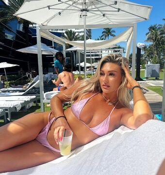 Izzi Dame Nude Leaks OnlyFans Photo 34